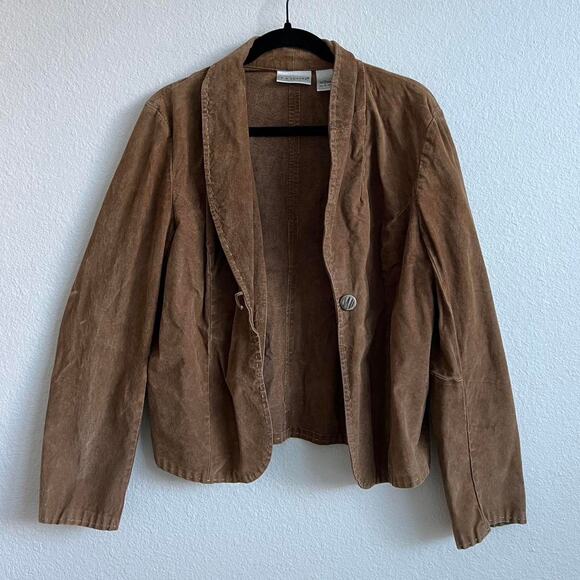 Brown leather jacker with button - Picture 1 of 8